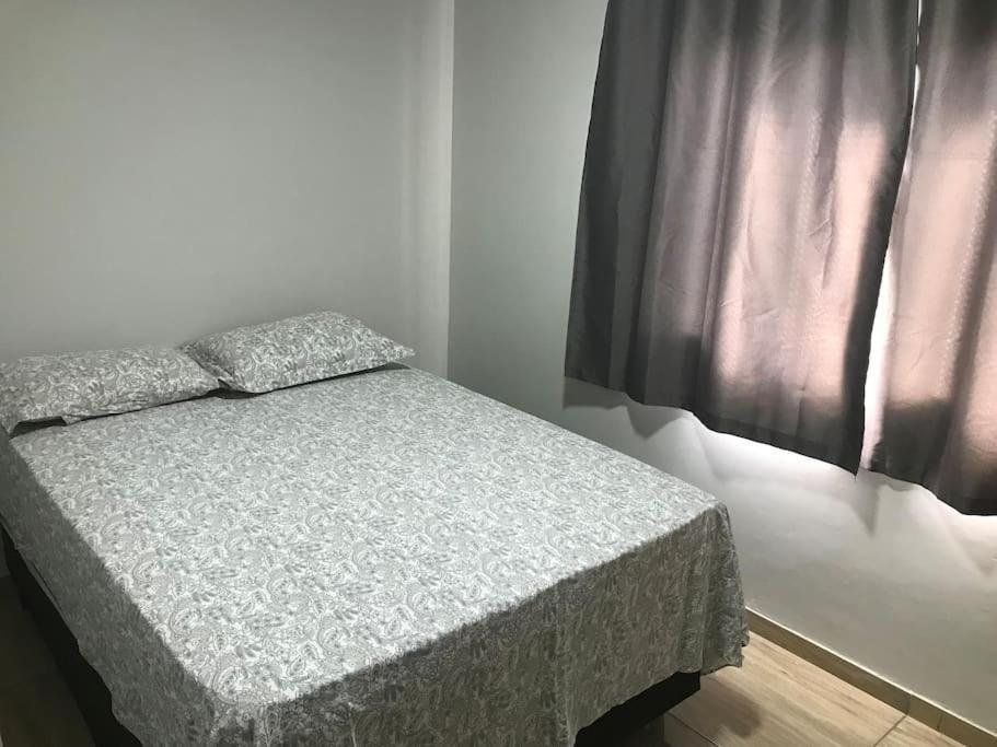 Casa Com 2 Quartos Agradaveis Com Ar Condicionado Foz do Iguaçu Eksteriør bilde