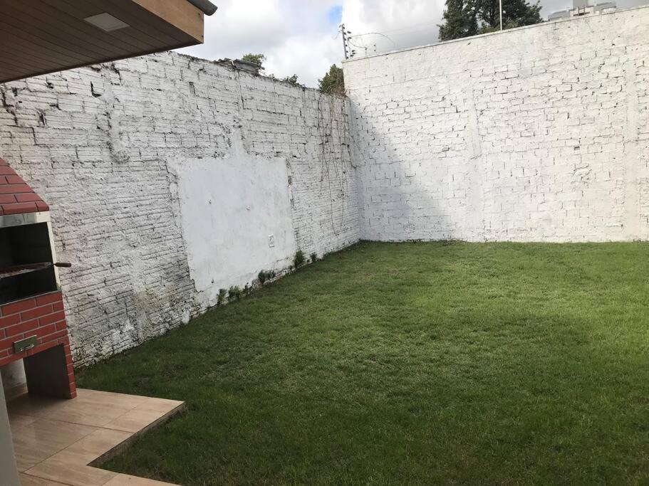 Casa Com 2 Quartos Agradaveis Com Ar Condicionado Foz do Iguaçu Eksteriør bilde